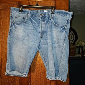 H&M Men’s Medium Wash Jean Shorts | Casual 5-Pocket Summer Chino Denim
